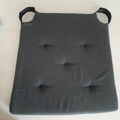 府中家具ダイニングチェア2脚  IKEA座布団2枚  の画像