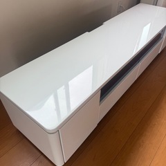 MKマエダ ラドゥーニ・ヌーボ　TVボードの画像