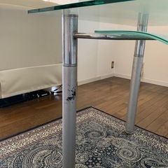 ダイニングテーブルの画像