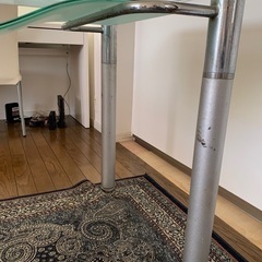 ダイニングテーブルの画像