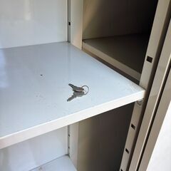 屋外用物置（鍵有）を譲ります。の画像