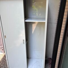 屋外用物置（鍵有）を譲ります。の画像