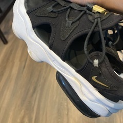 Nike エアマックス　ココの画像