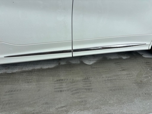 アルファード30 モデリスタサイドスカート