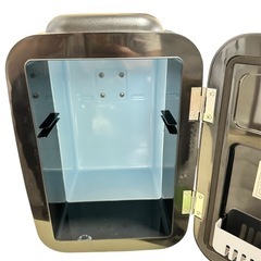 ほぼ未使用！超小型冷蔵庫！の画像