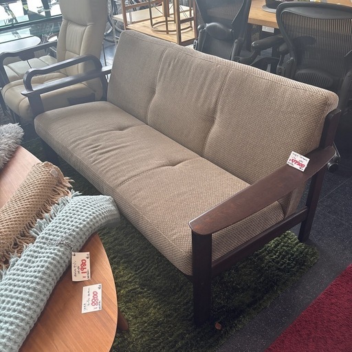 【統次郎】カリモク リクライニングソファ（左肘掛け側） チターノ 中古美品 統次郎】カリモク リクライニングソファ（左肘掛け側） チターノ 中古