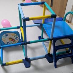 サンリオ　SHINKANSEN　室内用ジャングルジム　滑り台の画像