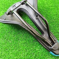【乗車3回極美品】自転車用サドルの画像