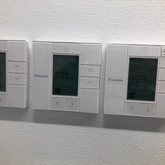 DAIKIN ダイキン ヴィルディング式 エアコン 業務用 室内機3台の画像