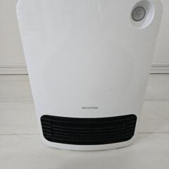 アイリスオーヤマ製のセラミックファンヒーター「JCH-126T-W」の画像