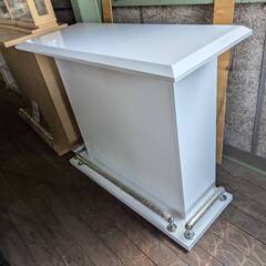 幅120㎝のバーカウンターWH色になります！