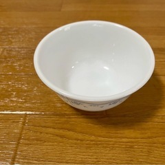 お皿の画像
