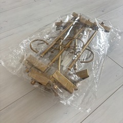 ゴールド　ボトムスハンガー10本の画像