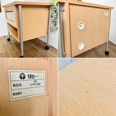 キャスター付き テレビ台 の画像