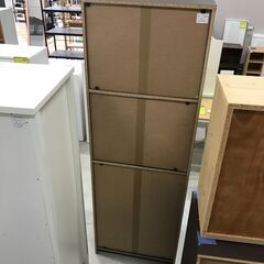 ｼﾞｬﾝｸﾞﾙｼﾞｬﾝｸﾞﾙ金沢店】 食器棚　木目調　ブラウン  W(幅)60×D(奥行き)40×H(高さ)178cm ※クリーニング済みの画像