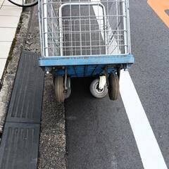 台車　空気タイヤ式の画像