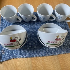 取引中　スヌーピー どんぶり　マグカップセットの画像