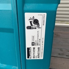 makita 32mm. 41mm 高圧エアビス打ち機　モデル AR320HR モデル AR411HRの画像