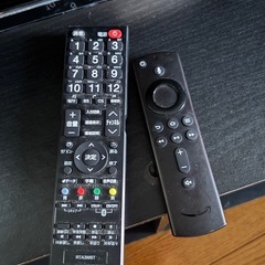 【取引完了】テレビ+ Fire TV Stick + テレビ台の画像