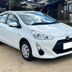 ⭐︎平成28年　⭐︎トヨタ　アクアL 車検残りあり　59000キロ　ナビ　ETC 付の画像