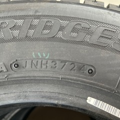 タイヤ スタッドレスの画像