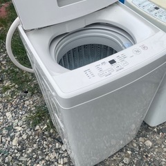 22年制全自動電気洗濯機の画像
