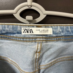 ザラ　デニムパンツ　ジーンズの画像