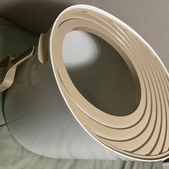 飛び散らない猫トイレ【スコップ付き】の画像