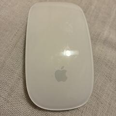 Apple 純正 USB有線キーボード&Bluetoothマウス
の画像