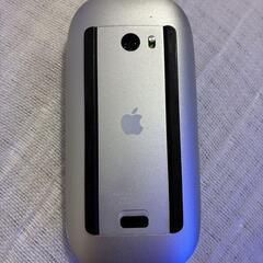 Apple 純正 USB有線キーボード&Bluetoothマウス
の画像