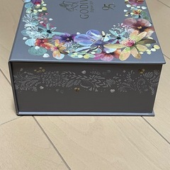 GODIVA ゴディバ 箱 95thの画像