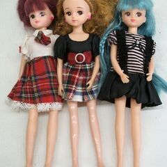 リカちゃん 3体セット　ヘアカラーチェンジ ブルーベリー ブロンドパーマ 水色ストレート　☆ PayPay(ペイペイ)決済可能 ☆ 札幌市 豊平区 平岸 平岸店の画像