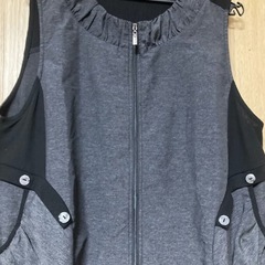 ［訳あり］ACROSS トップスの画像