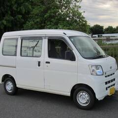 車検２年付き　ハイゼットカーゴ　【希少４ＷＤ付き】　【新しいＨ２９年後期モデル】　軽バン　配達　配送　運搬の画像