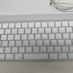 Apple キーボード/テンキー付き(A1843)とマウス(A1657)セット！の画像