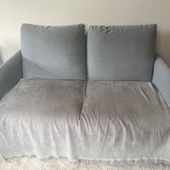 【7/29まで譲ります】IKEA ANGERSBY 2人掛けソファの画像