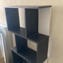 お値下げ　白黒ブックシェルフ　本棚の画像