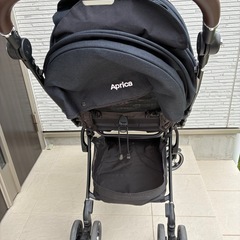 【美品】ベビーカー　アップリカ　ラクーナクッション　フリープラスの画像