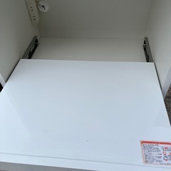 レンジ台　レンジボード　収納付き　コンセント付き　ホワイト　白　【横60.1奥49高179.5】の画像