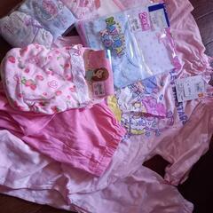 お話し中！未使用✨️女の子130半袖パジャマ&肌着セットの画像
