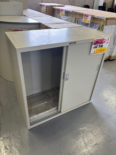 2号店在庫　未使用❗️3✖️3書庫　B品