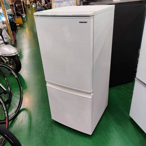 ⑫【6ヶ月保証付】19年製 シャープ 137L 2ドア冷蔵庫 SJ-D14E ホワイト
