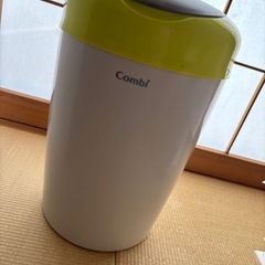 COMBI コンビ 防臭おむつポット スマートポイ