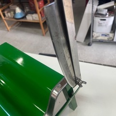 よせ切り君 A-152 ウエダ製作所 スライド式補助バー付属 アスパラ ニラ わらび 花 薬草 などのカットに！ 切断機 ステンレス 中古品 ③の画像
