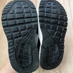 NIKE ナイキ　キッズスニーカーの画像
