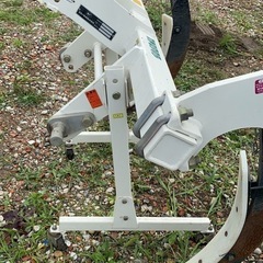  スガノ農機 プラソイラ MPS2 J452BG1 2本爪 キャスター付き 土壌 溝曳き プラウ サブソイラー トラクター作業機の画像