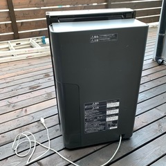 anasonic 加湿空気清浄機 品番 F-VXM90の画像