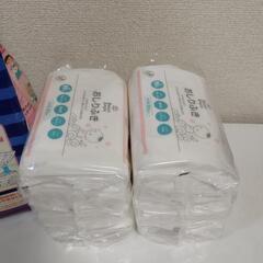おねしょ対策パッド、おしりふきの画像