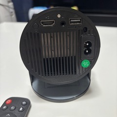 PliPla プロジェクター 家庭用 小型4K対応Android TV搭載 Netflix YouTubeの画像