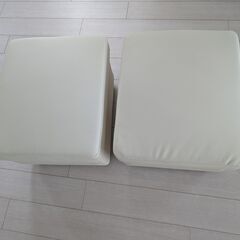 未使用美品 ニトリ Nシールド ファン スツール オットマン ソファ アイボリー 幅56cm]ソファスツール(Nシールド ファン DBR) 【1年保証